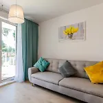 Apartment Feniks 8 By Jantar *