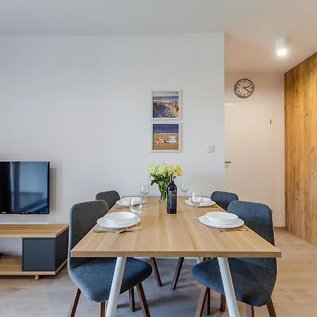 Feniks 8 By Jantar Apartment Kolobrzeg