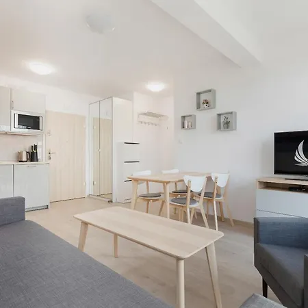Apartment Feniks 8 By Jantar *