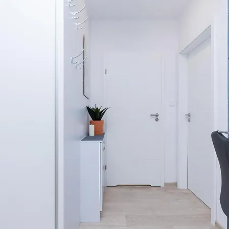 Feniks 8 By Jantar Apartment Kolobrzeg