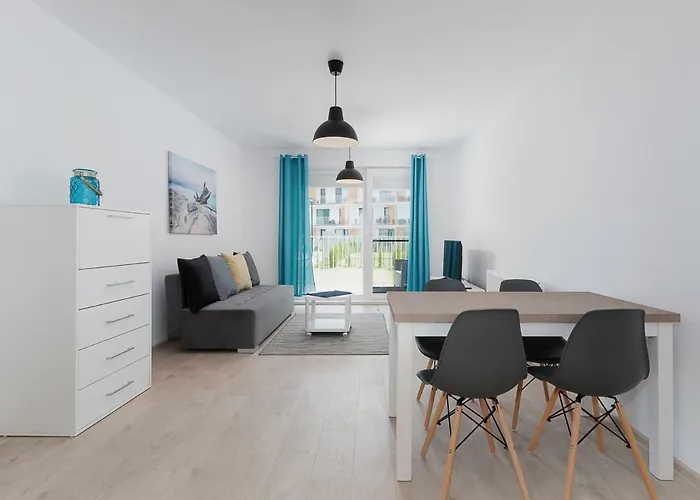 Feniks 8 By Jantar Kolobrzeg